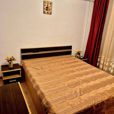 Location d’un appartement confortable de 3 pièces, 75 m², Piața Gorjului, Bucarest, Roumanie